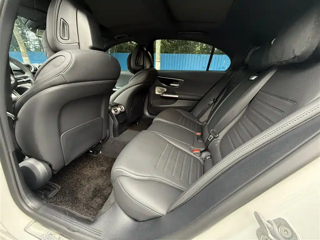 Mercedes-Benz C-Class 2025 C 260 L Sport Edition фото 11