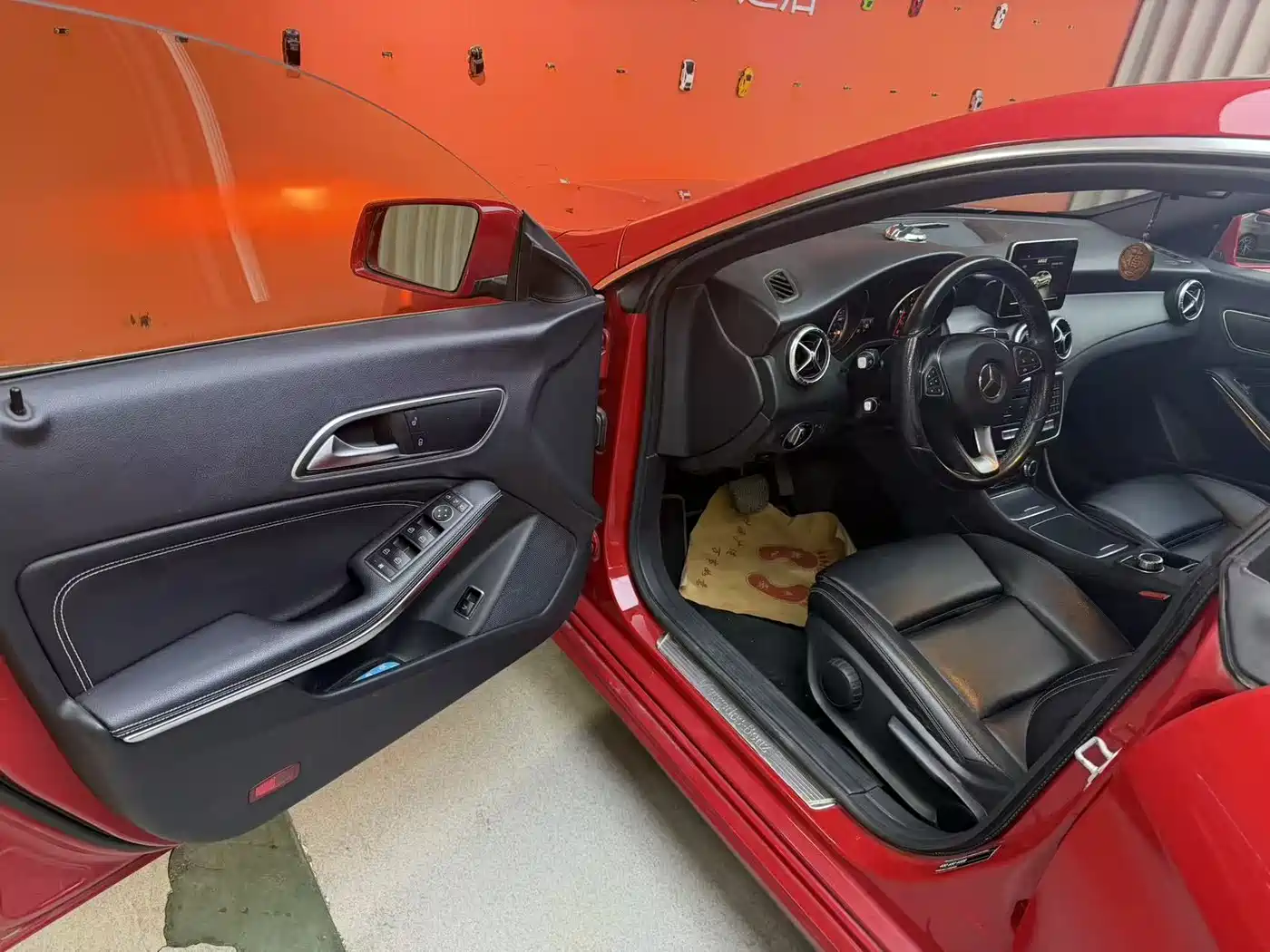 Mercedes-Benz CLA (Import) 2017 Facelift CLA 200 Dynamic фото 7