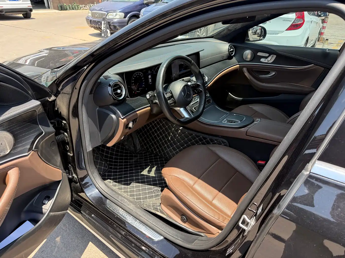 Mercedes-Benz E-Class 2023 E 300 L Sport Luxury фото 6