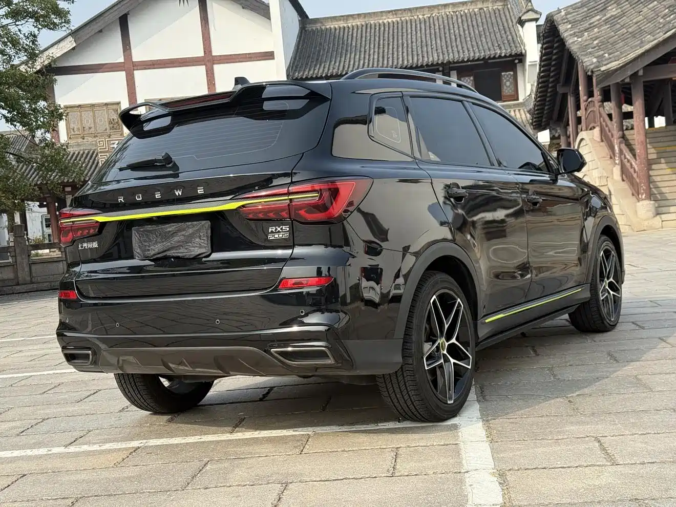 Фото 9 - Roewe RX5