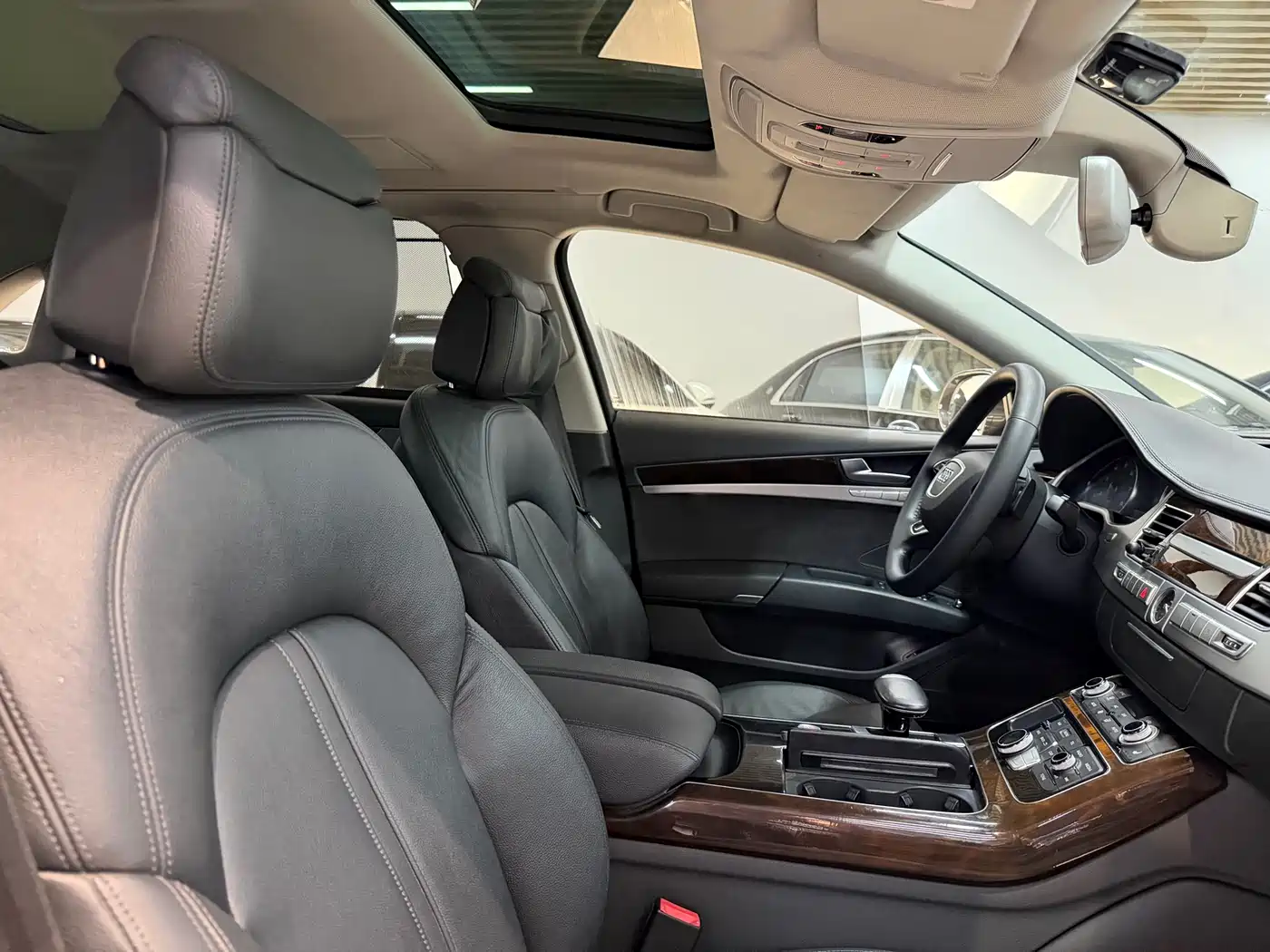 Audi A8 2016 A8L 45 TFSI quattro Comfort фото 27