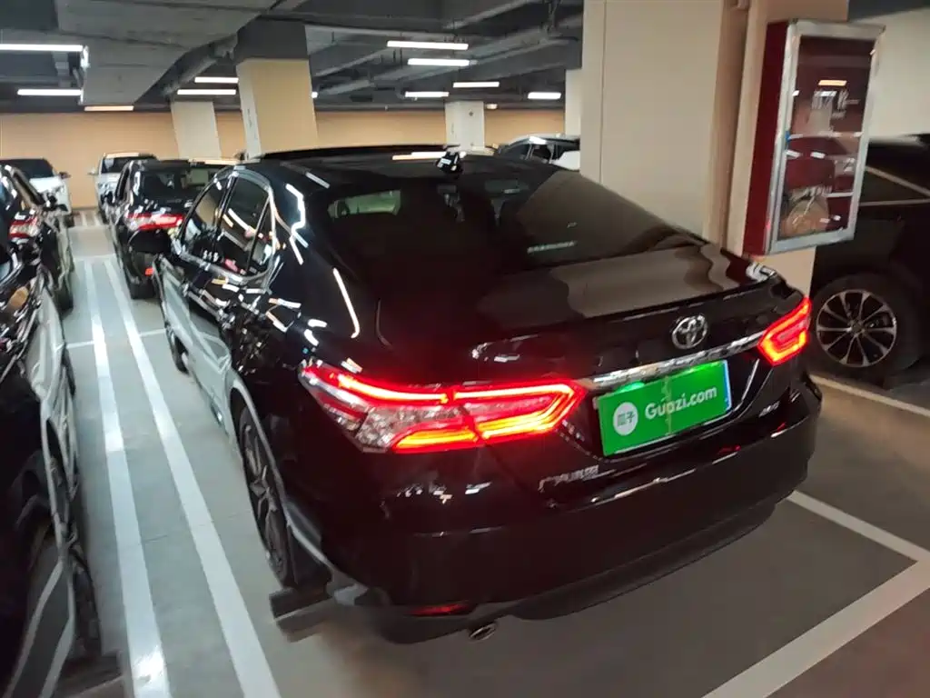 Toyota Camry 2021 2.5G Luxury Edition фото 5