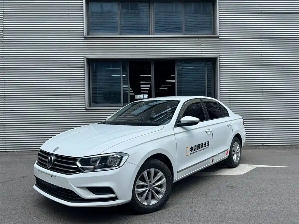 Volkswagen Bora 2018 1.5L Manual Fashion