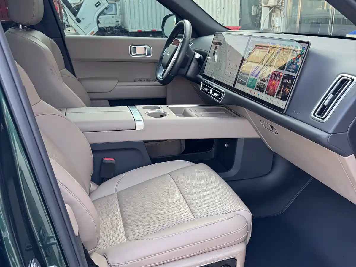 Li Auto Li Xiang L9 2025 Pro Smart Renewal Edition фото 14