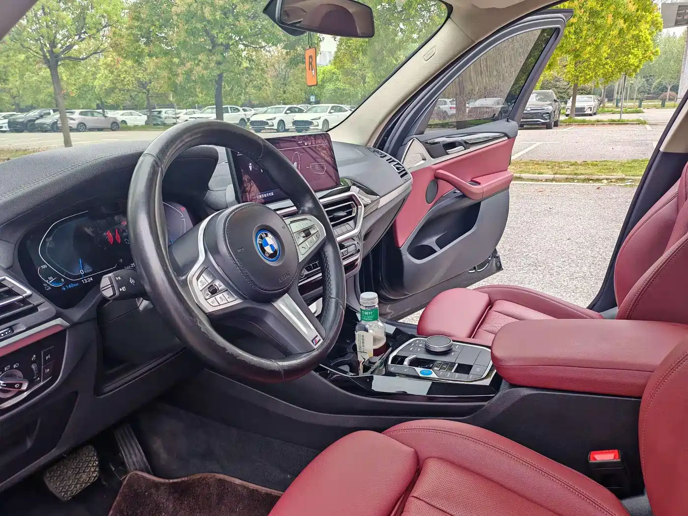 BMW iX3 2023 Leading Type фото 8