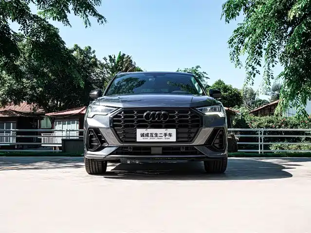 Audi Q3 2021 40 TFSI Fashion Sport — фото 2