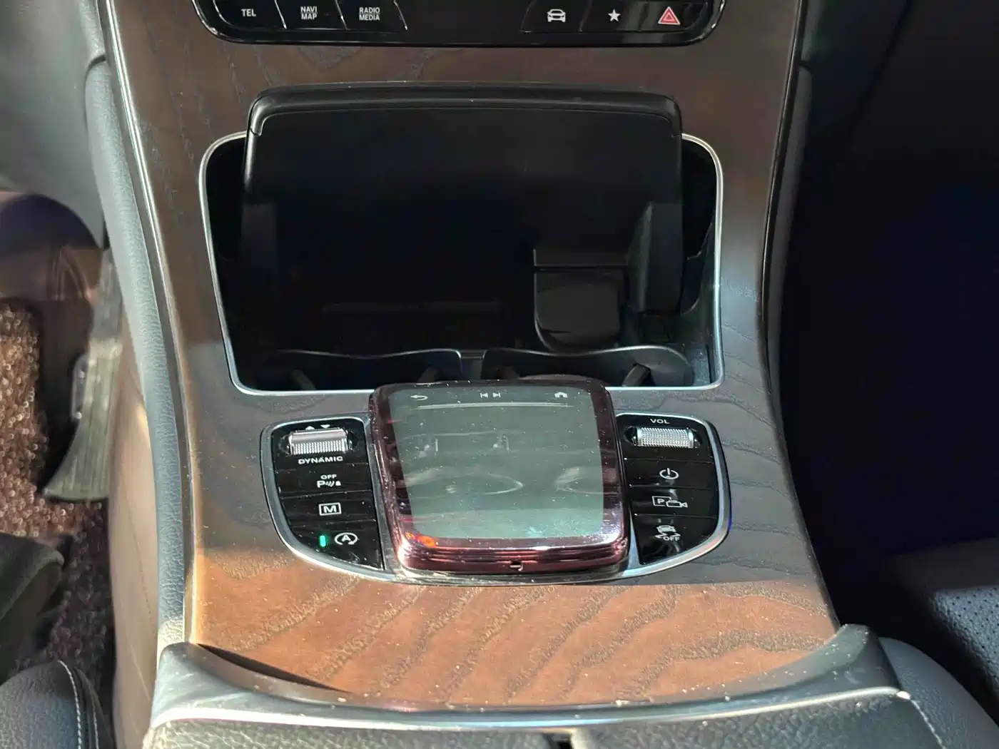 Mercedes-Benz GLC 2022 Facelift GLC 260 L 4MATIC Luxury Model фото 17