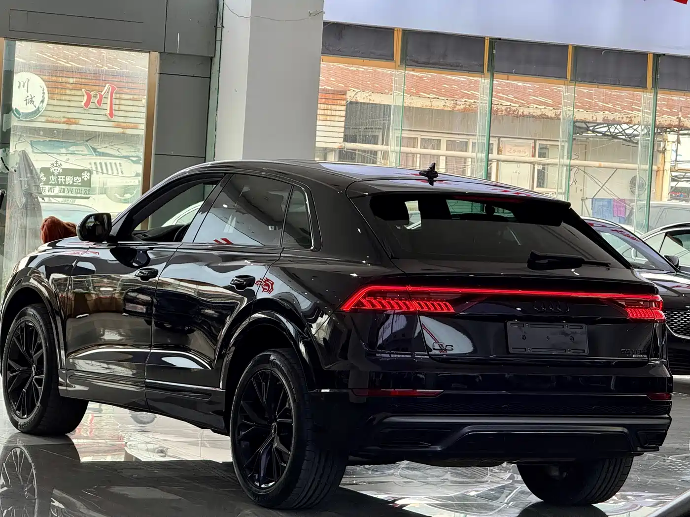Audi Q8 2021 Model 55 TFSI Luxury Dynamic фото 16