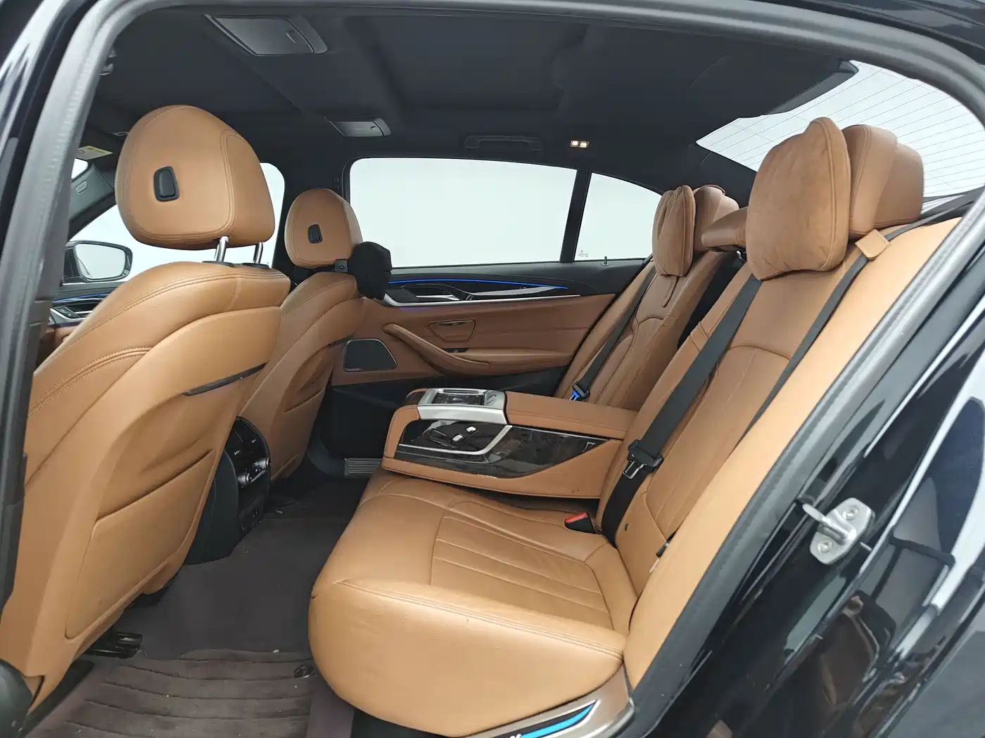 BMW 5 Series 2020 530Li Exclusive M Sport Package фото 11