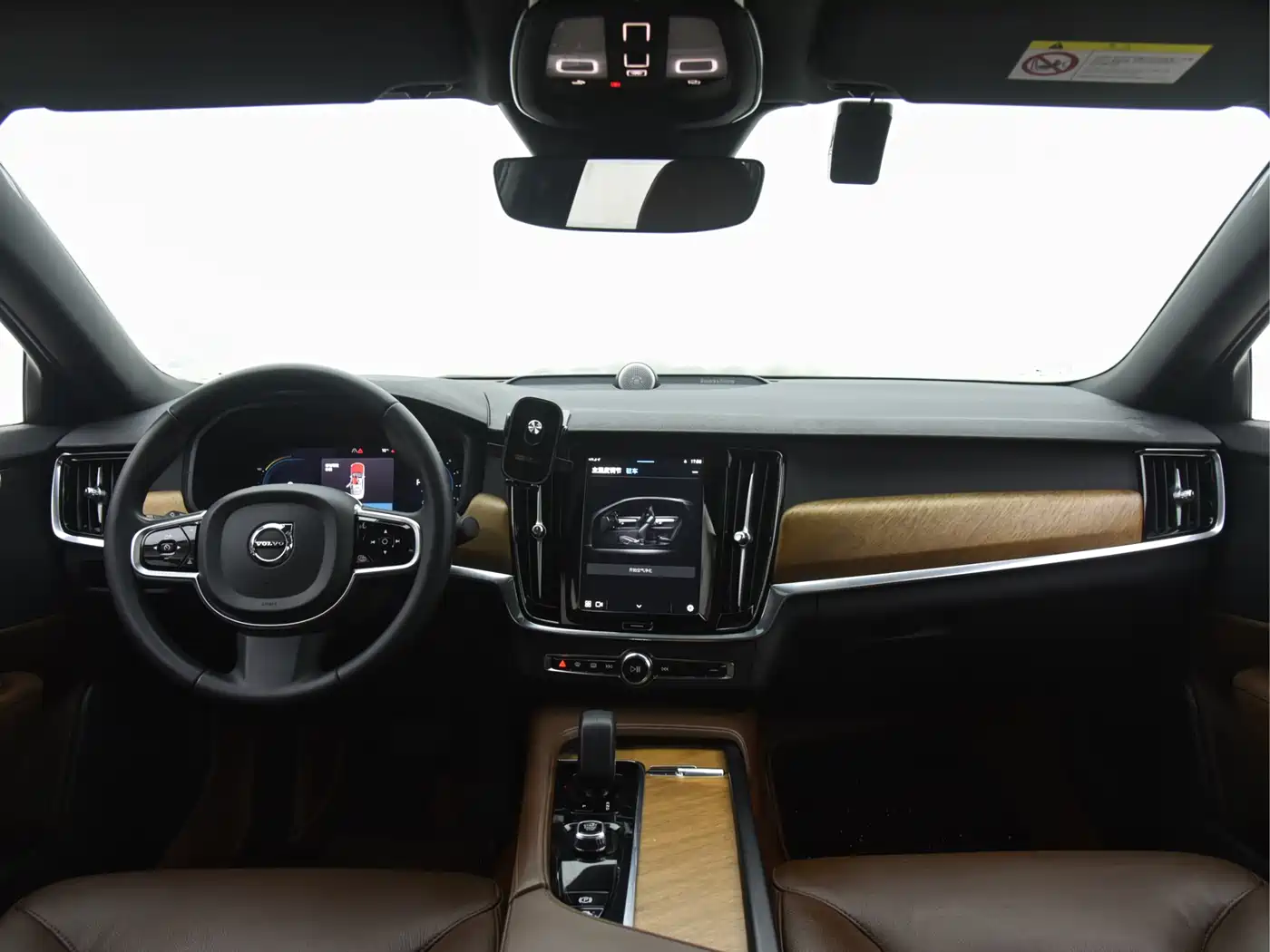 Фото 7 - Volvo S90