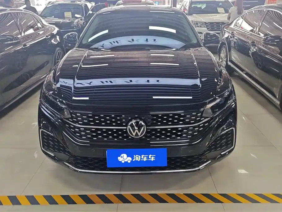 Volkswagen Passat 2024 330TSI Starlight Elite Edition фото 2