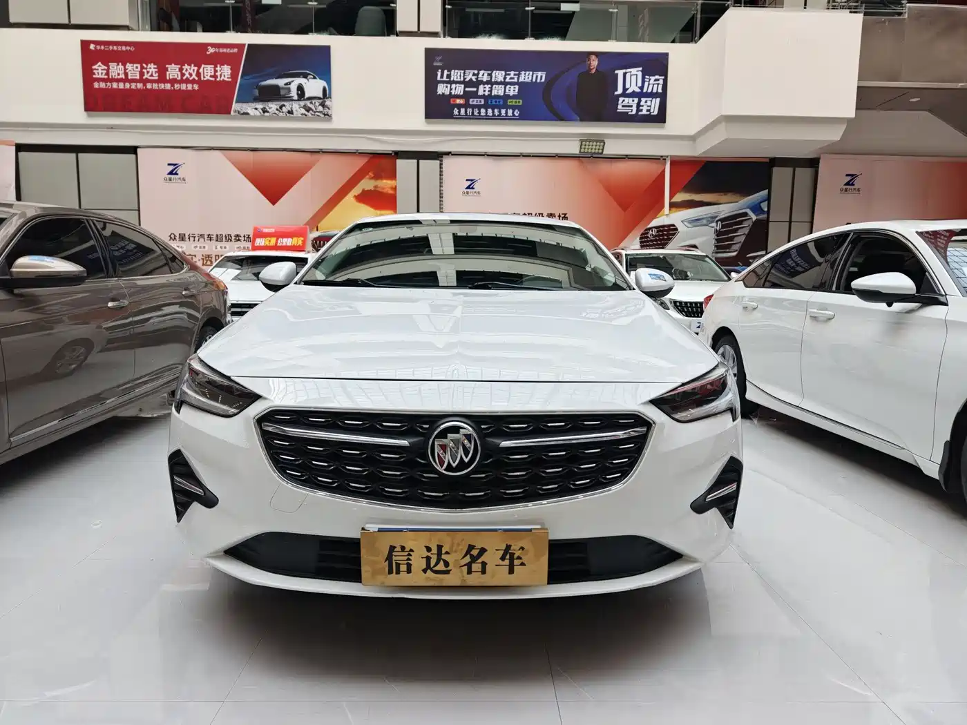 Buick Regal 2020 552T Luxury фото 2