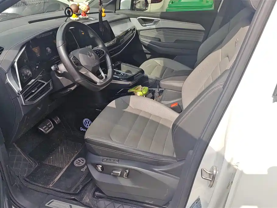 Volkswagen Talagon 2021 380TSI 4WD R-Line Explorer Edition фото 9