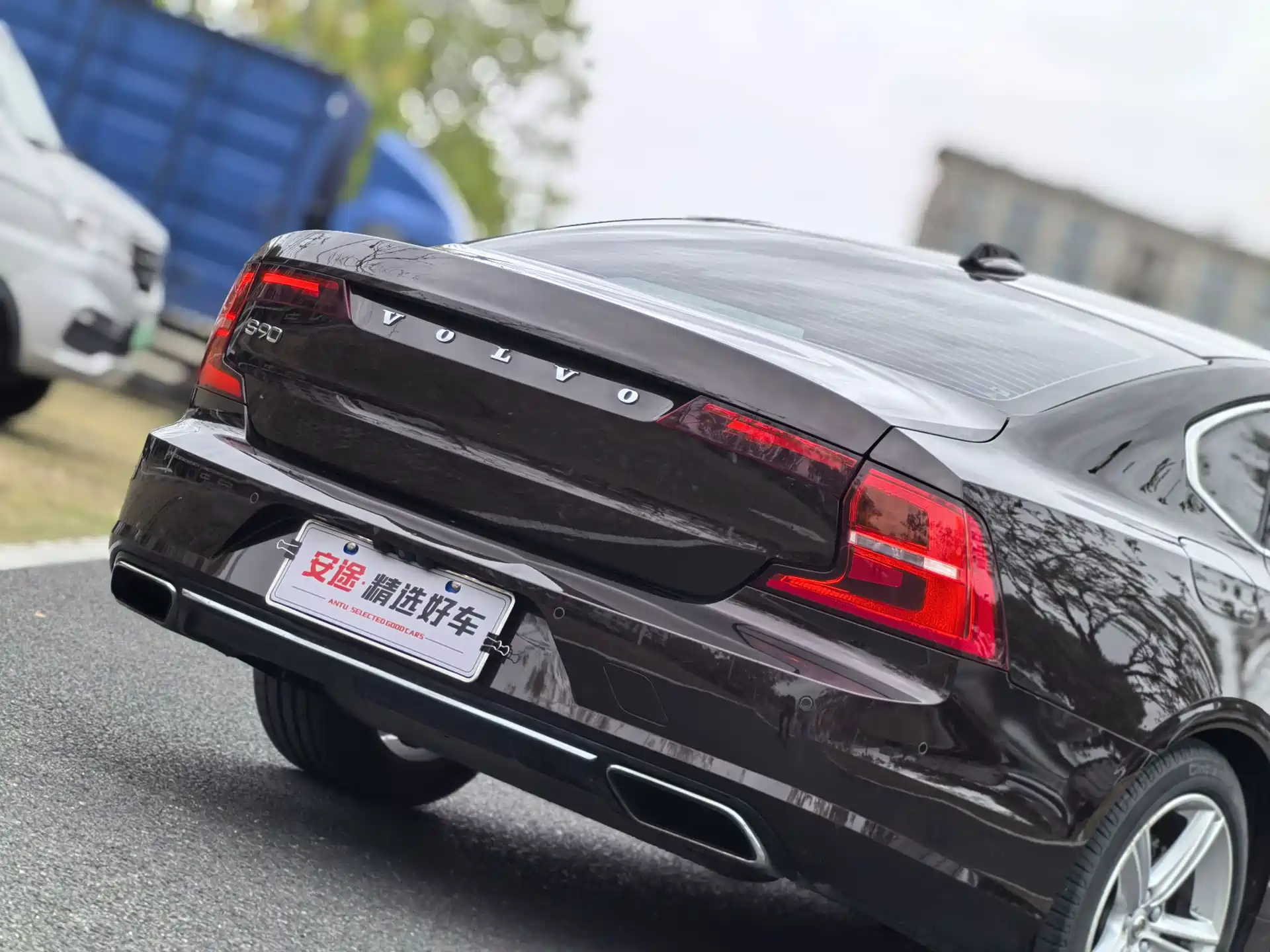 Фото 6 - Volvo S90
