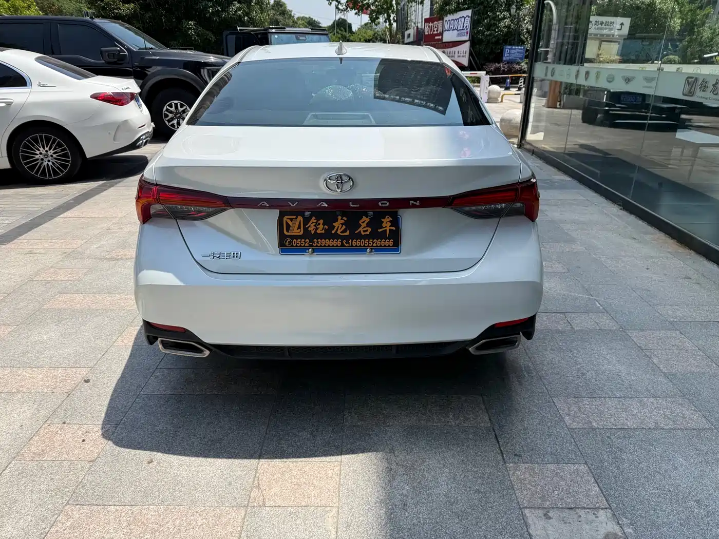 Toyota Avalon 2022 2.0L Progressive Edition фото 9