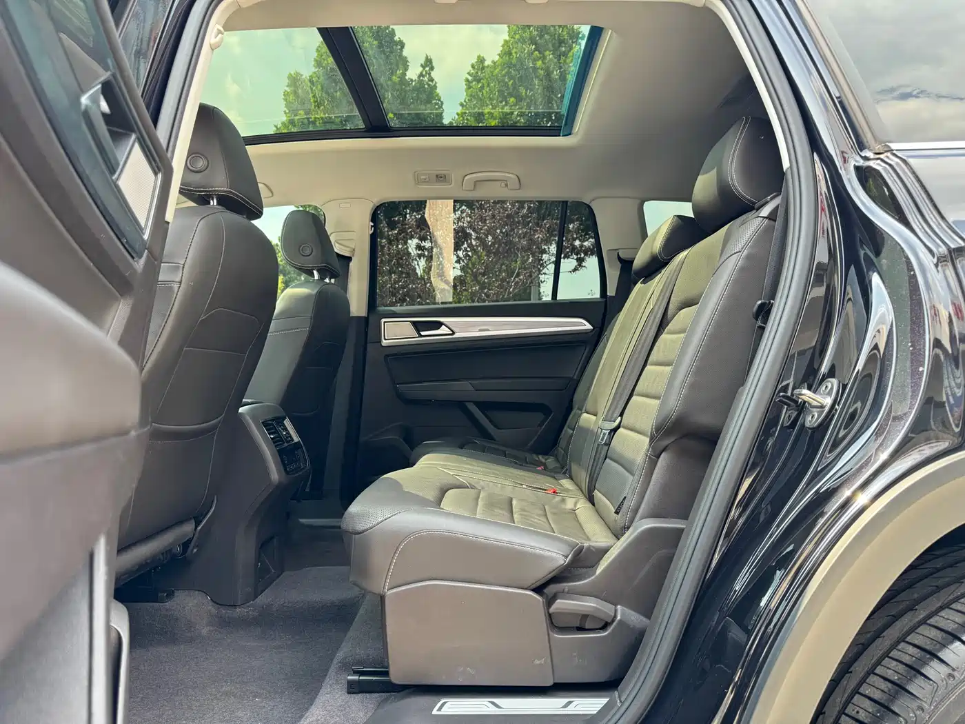 Volkswagen Teramont 2019 380TSI 4WD Luxury Edition China VI фото 11