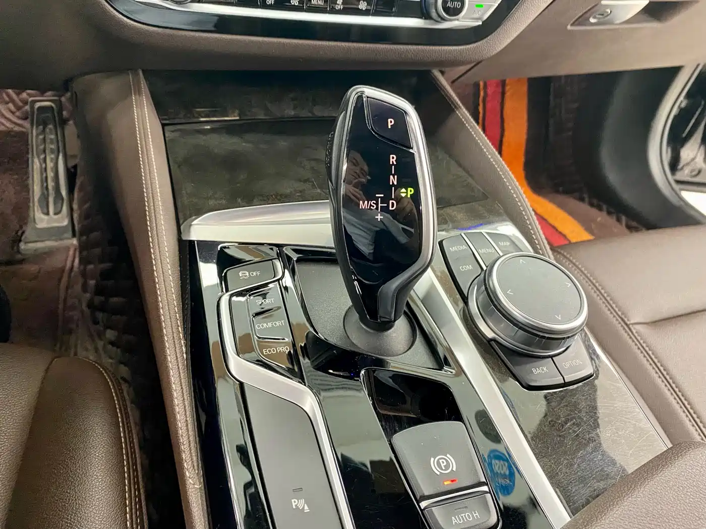 BMW 5 Series 2019 525Li M Sport Package фото 6