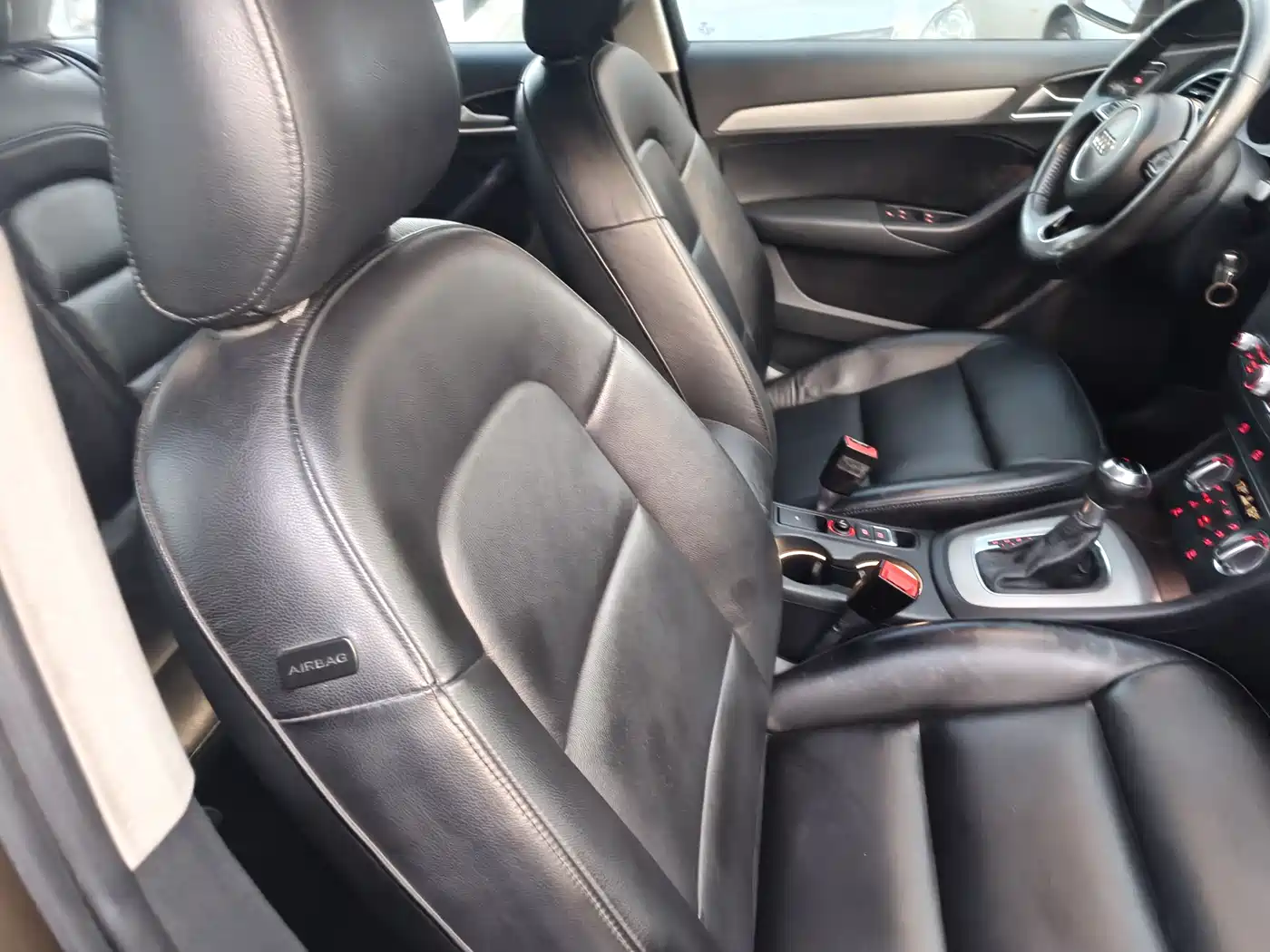 Audi Q3 2015 35 TFSI Progressive фото 57
