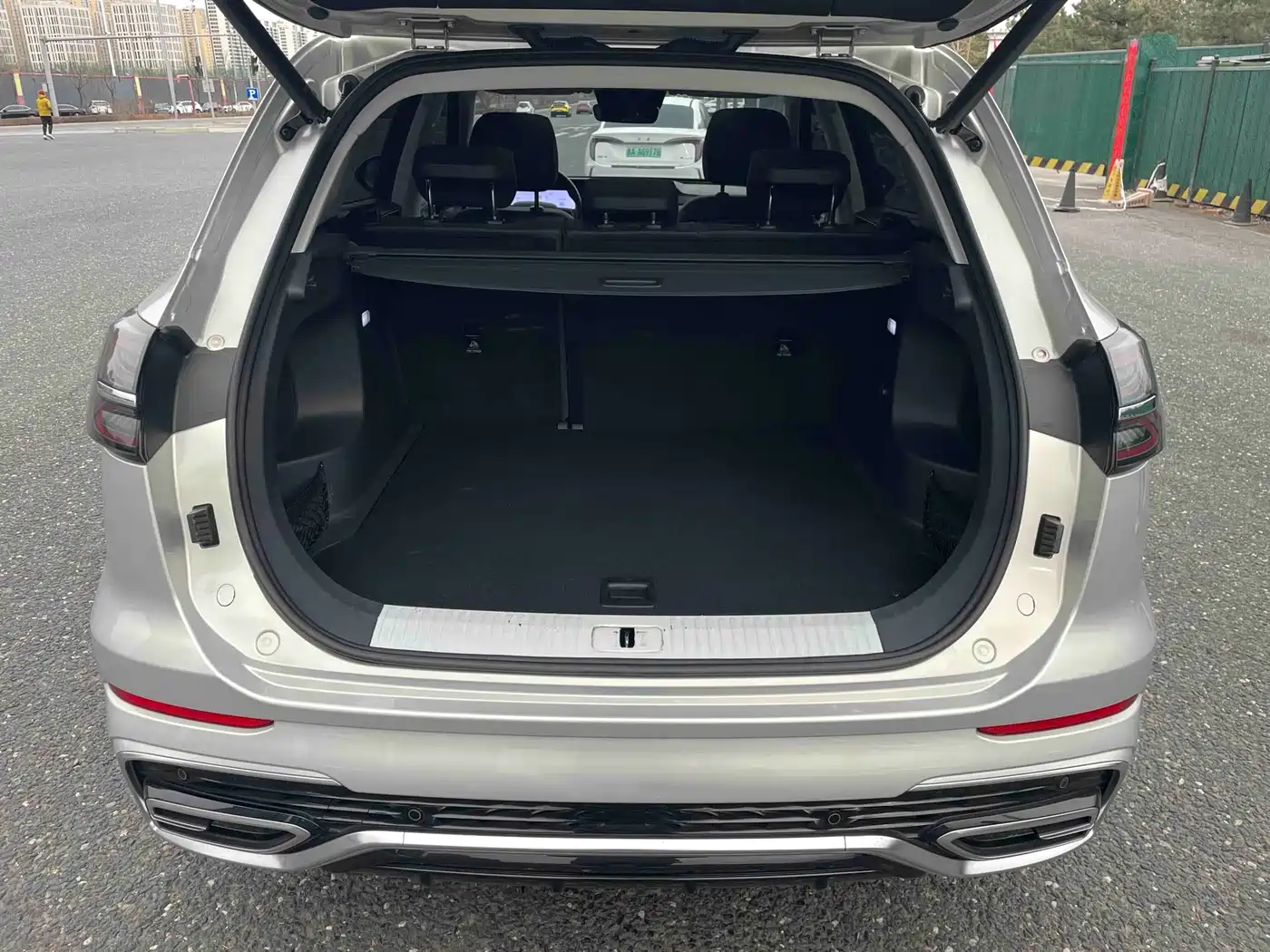 Hongqi HS5 2023 2.0T Flag Enjoy Pro Edition фото 18
