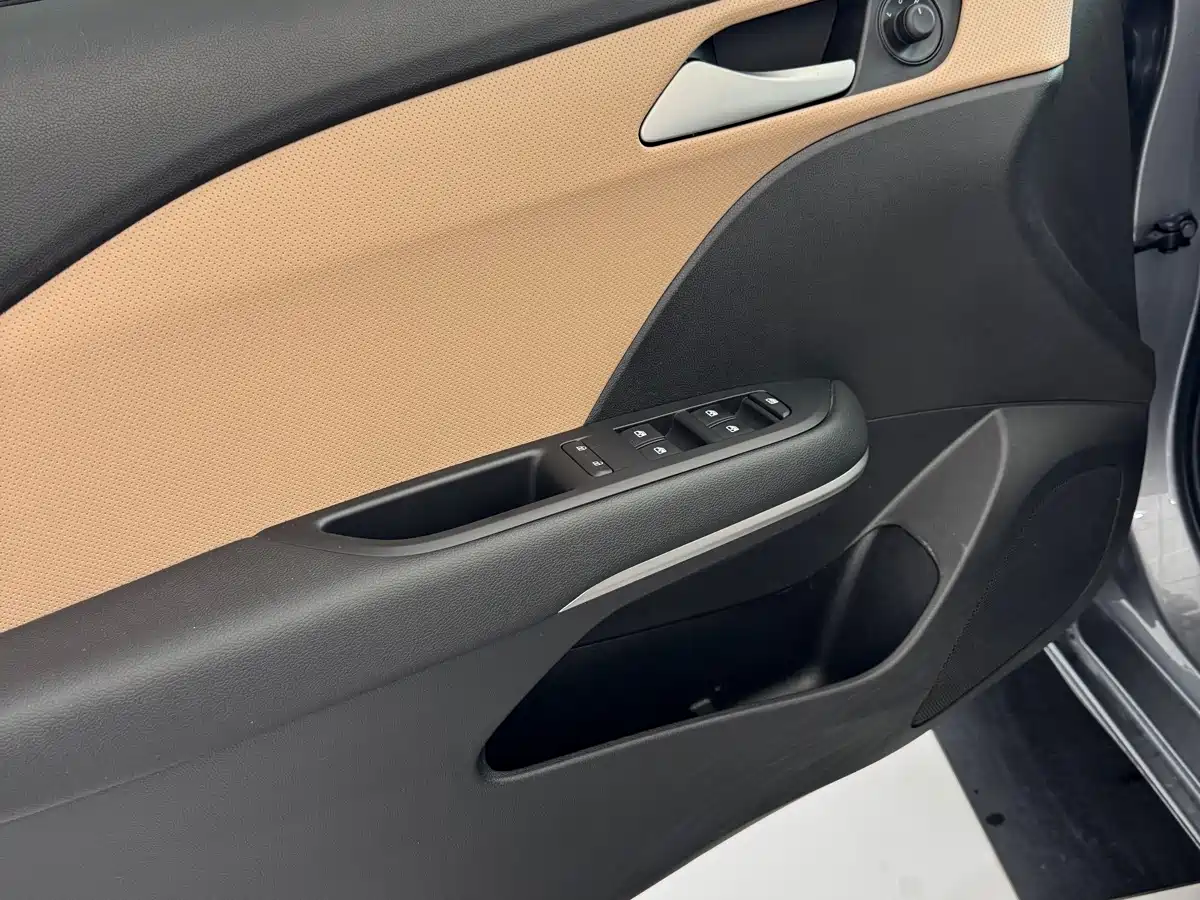 Chevrolet Monza 2022 320 Automatic Enjoyment Edition фото 6