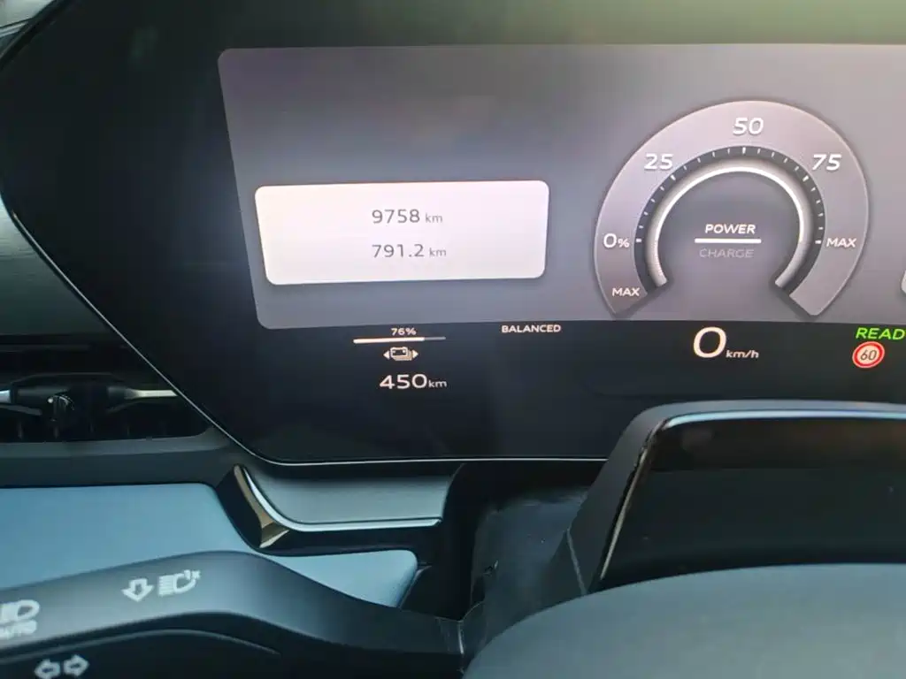 Фото 17 - Audi Q6L e-tron