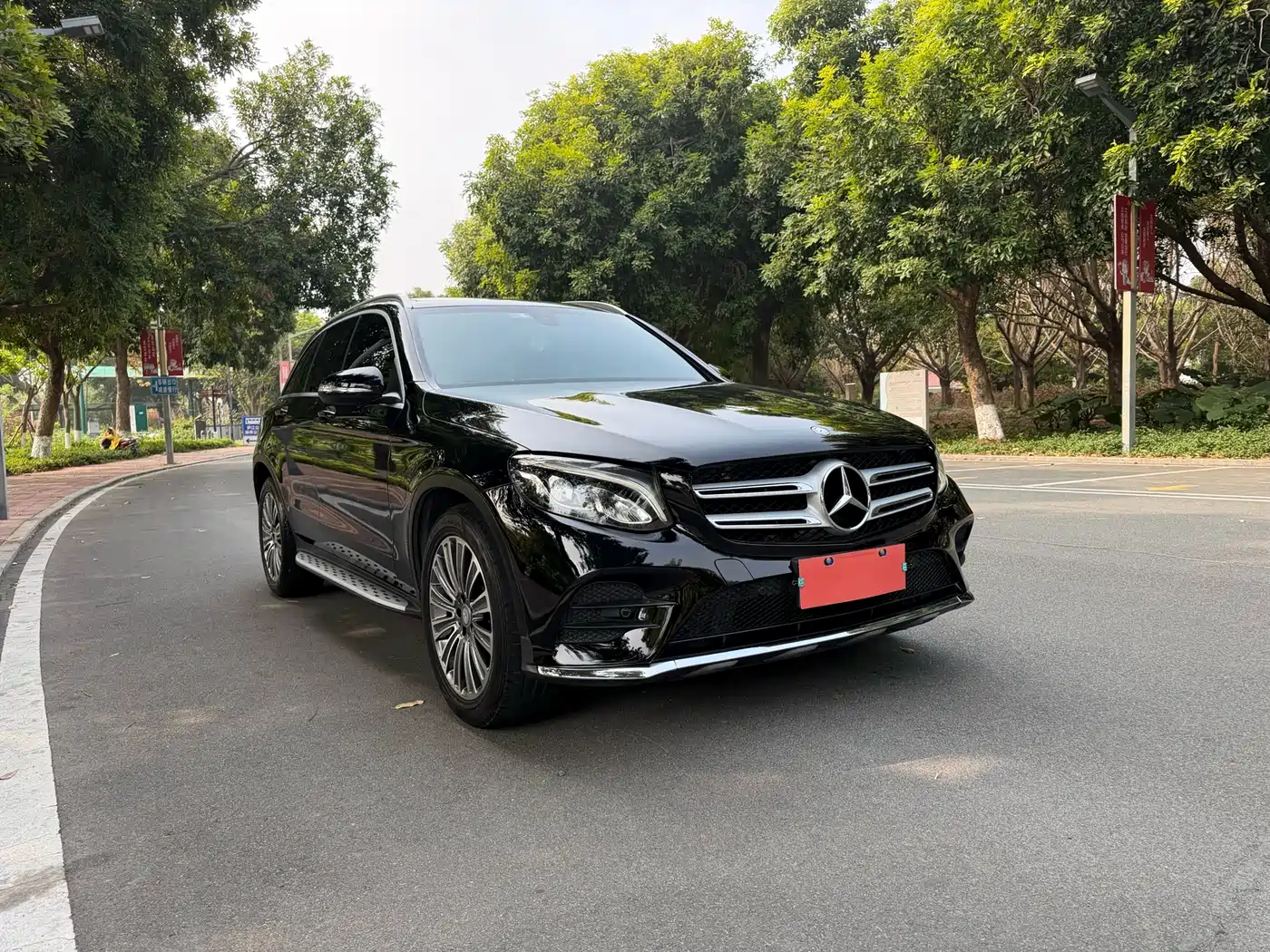 Mercedes-Benz GLC 2017 GLC 260 4MATIC Dynamic фото 3