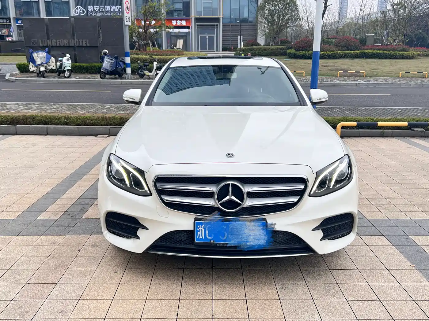 Mercedes-Benz E-Class 2018 Facelift E 200 L Sport фото 2