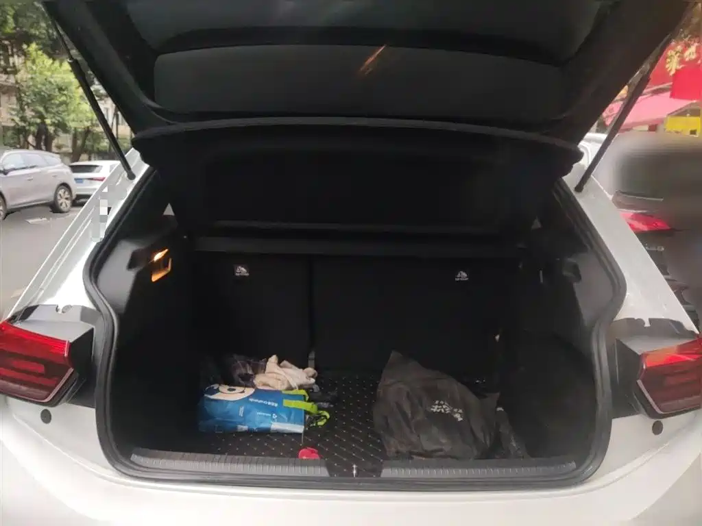 Volkswagen ID.3 2025 Smart Outstanding Edition фото 15