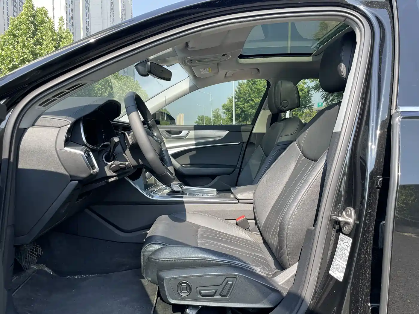 Audi A6L 2021 45 TFSI Exclusive Elegance фото 13