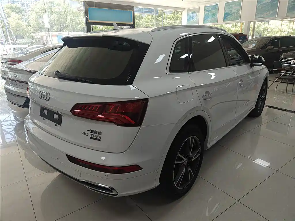 Audi Q5L 2018 40 TFSI Premium Fashion China VI фото 6