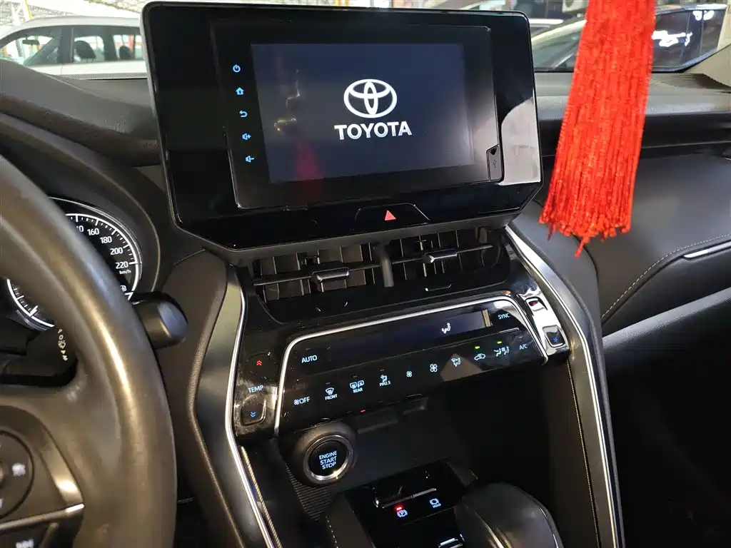 Toyota Lingfang HARRIER 2022 2.0L CVT 2WD Premium Edition фото 9