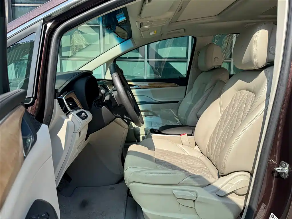 Buick GL8 2017 ES 28T Comfort Type China V фото 7