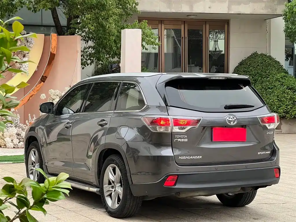 Toyota Highlander 2017 2.0T 4WD Premium 7-Seater фото 6