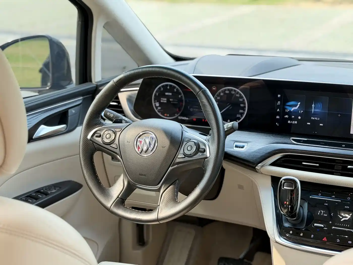 Buick GL8 2020 Avenir Six-Seat Elegance Edition фото 11