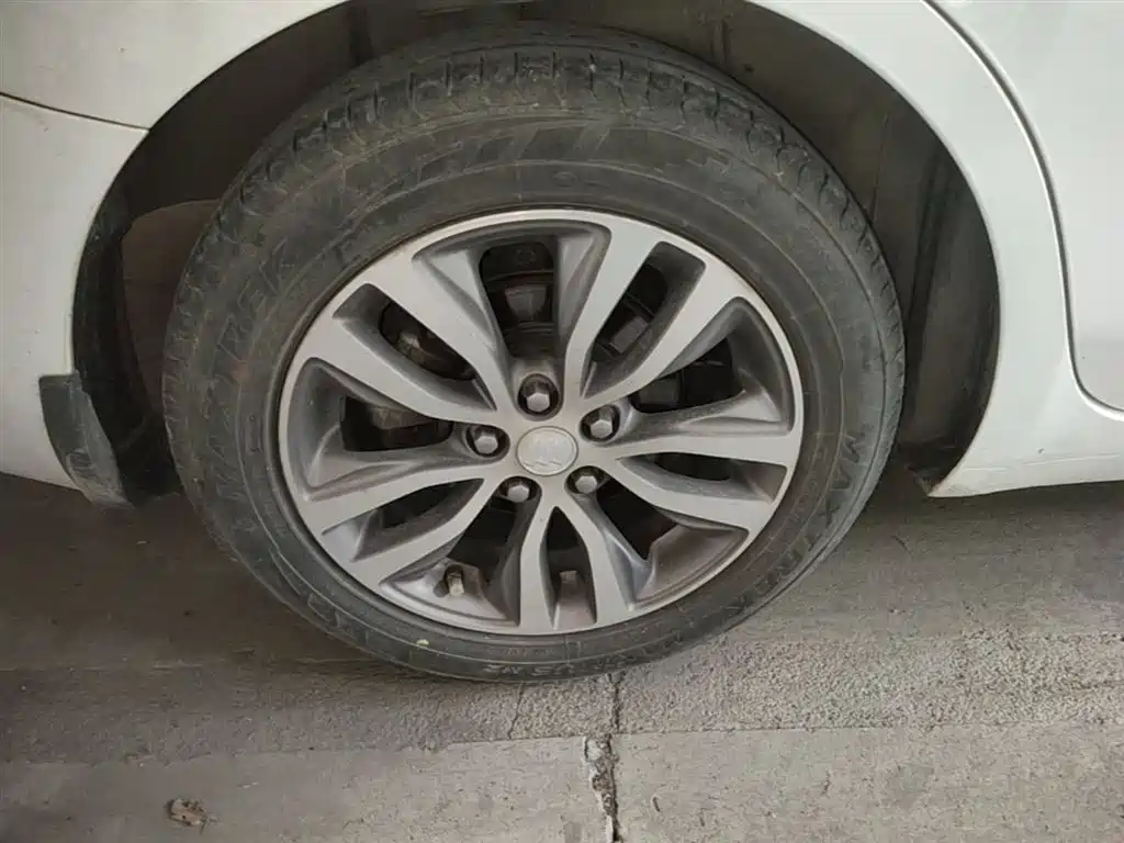 Buick Excelle 2019 18T Auto Connected Elite China VI фото 21