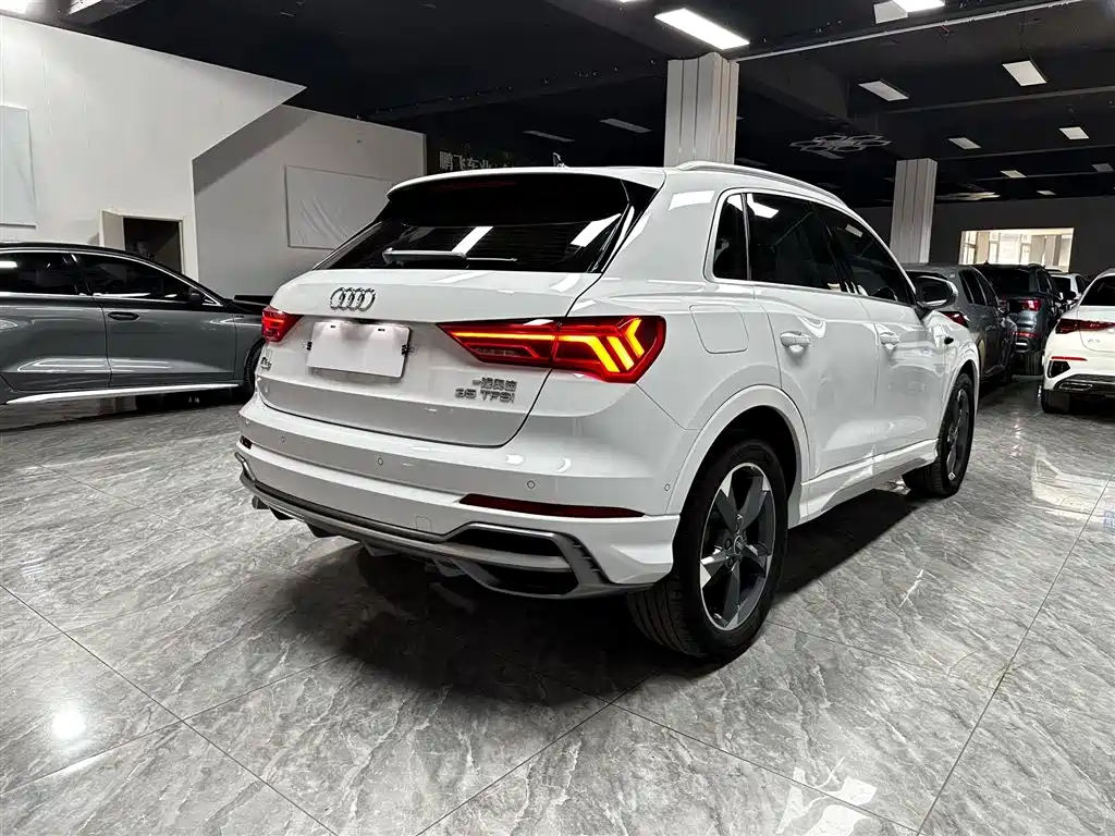 Audi Q3 2022 35 TFSI Fashion Dynamic фото 6