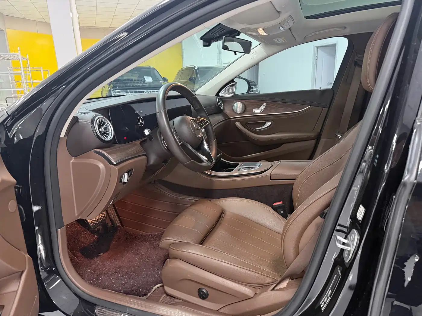 Mercedes-Benz E-Class 2023 Facelift E 260 L фото 9