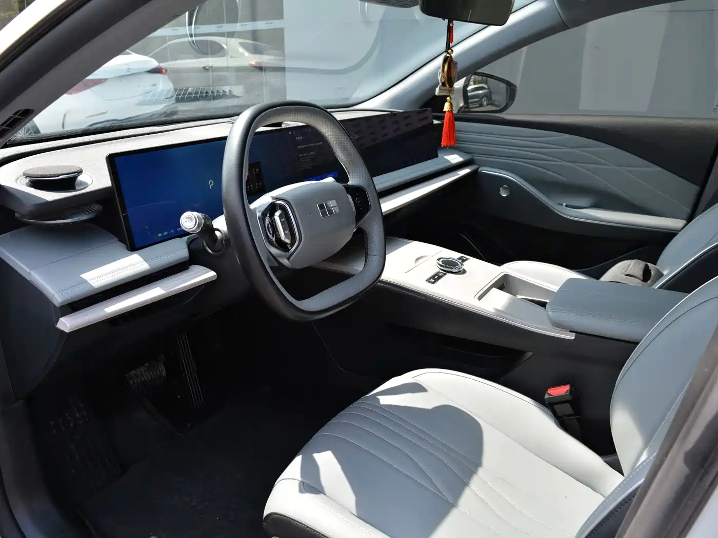 Geely Galaxy Galaxy E8 2025 2024 550km RWD PRO