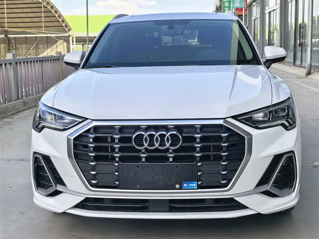 Audi Q3 2019 35 TFSI Fashion Sport фото 2