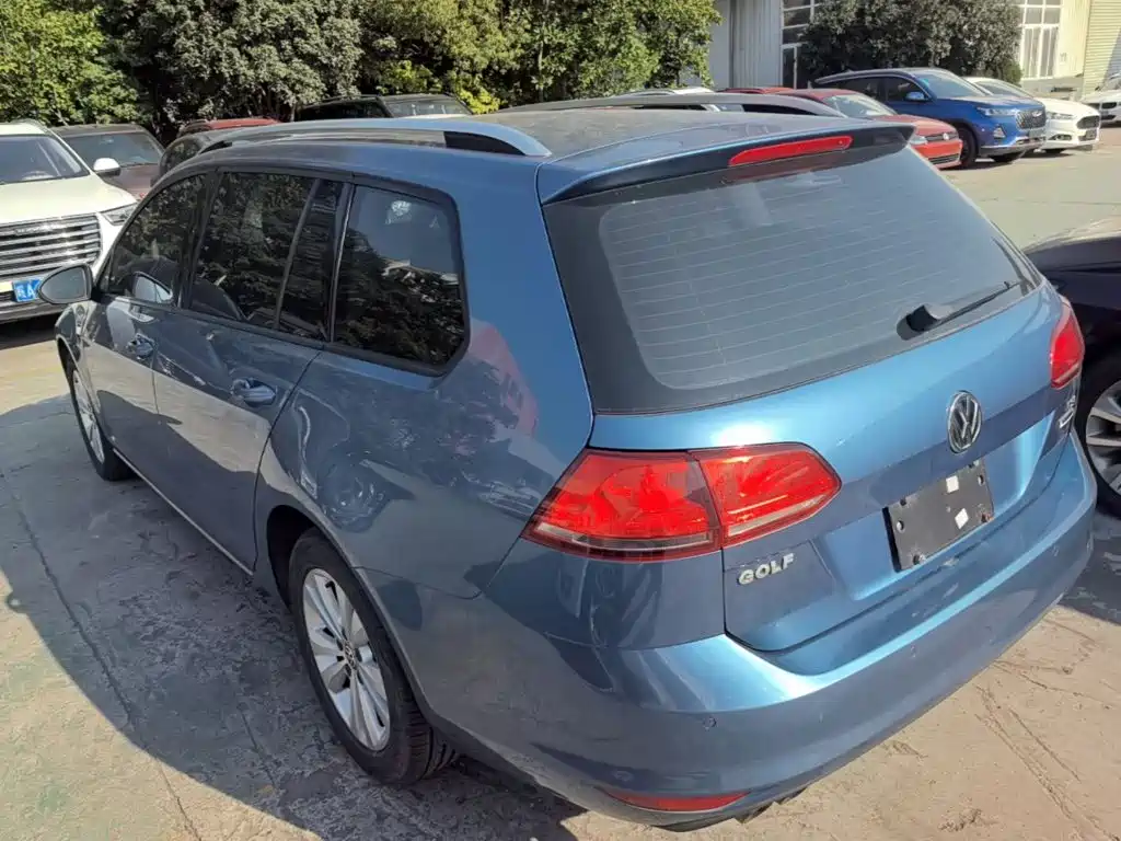 صورة 5 - Volkswagen Golf (Import)
