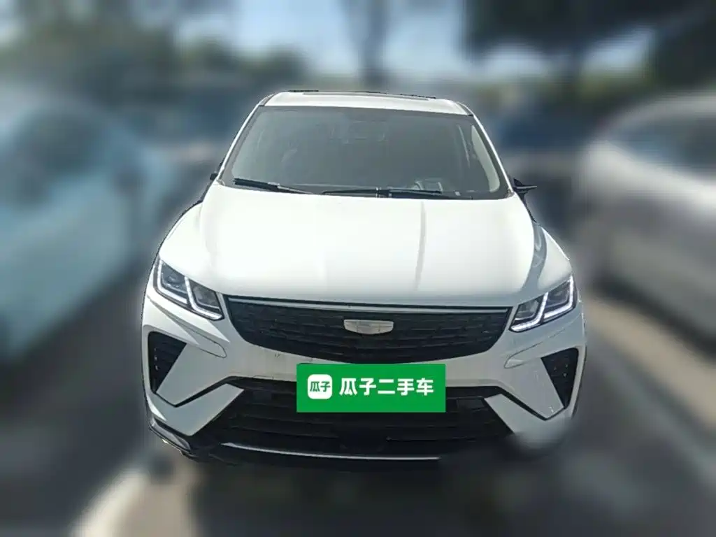 Фото 5 - Geely Coolray