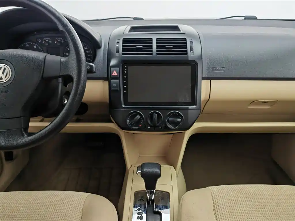Volkswagen Polo 2007 Model Jinqing 1.4L Automatic Fashion Edition фото 12