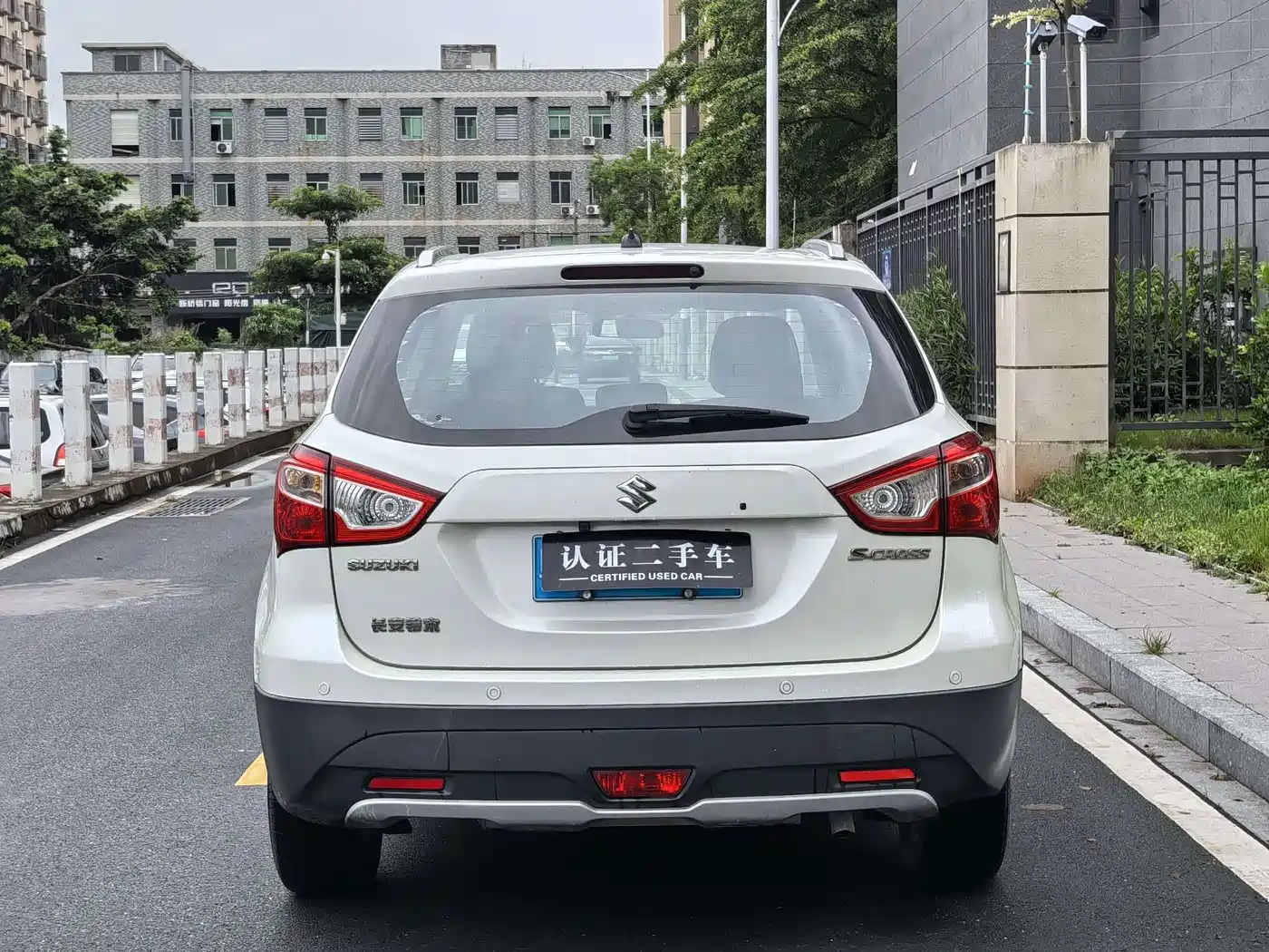 Suzuki SX4 S-Cross 2015 2014 1.6L CVT 2WD Elite