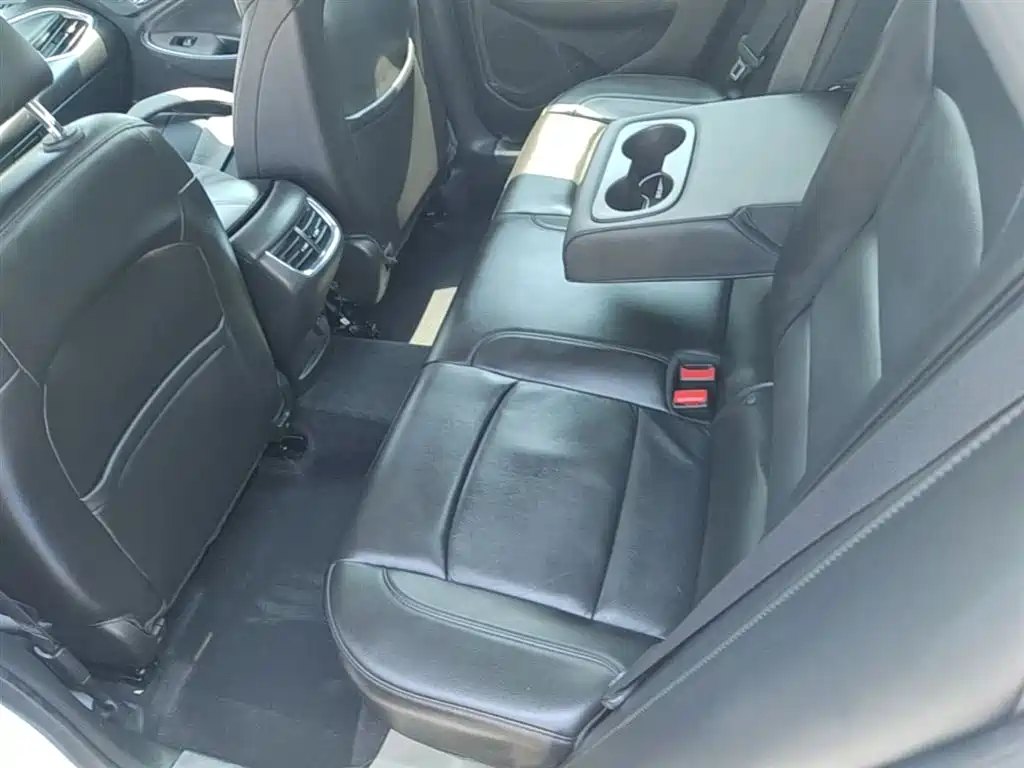 Chevrolet Malibu XL 2018 530T Auto RuiChi Edition фото 17