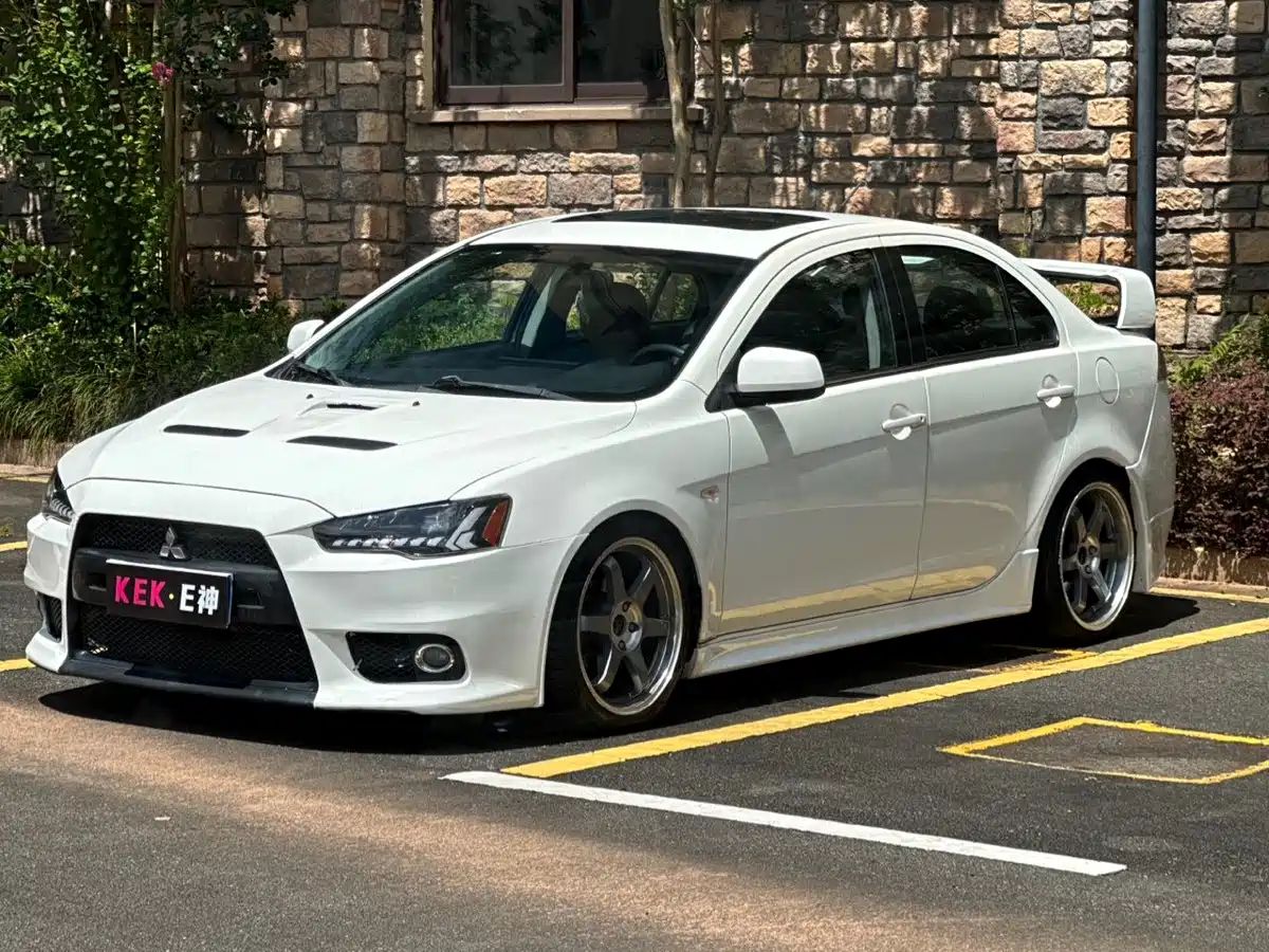 صورة 3 - Mitsubishi Lancer EX