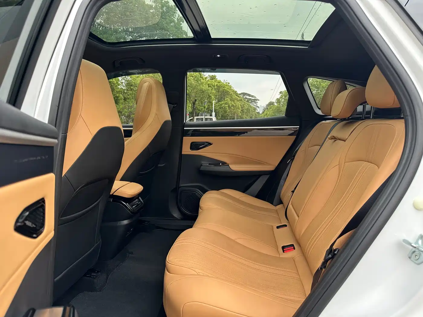 Geely Galaxy Galaxy L7 2024 1.5T 115km PLUS Soaring Dragon Edition фото 46