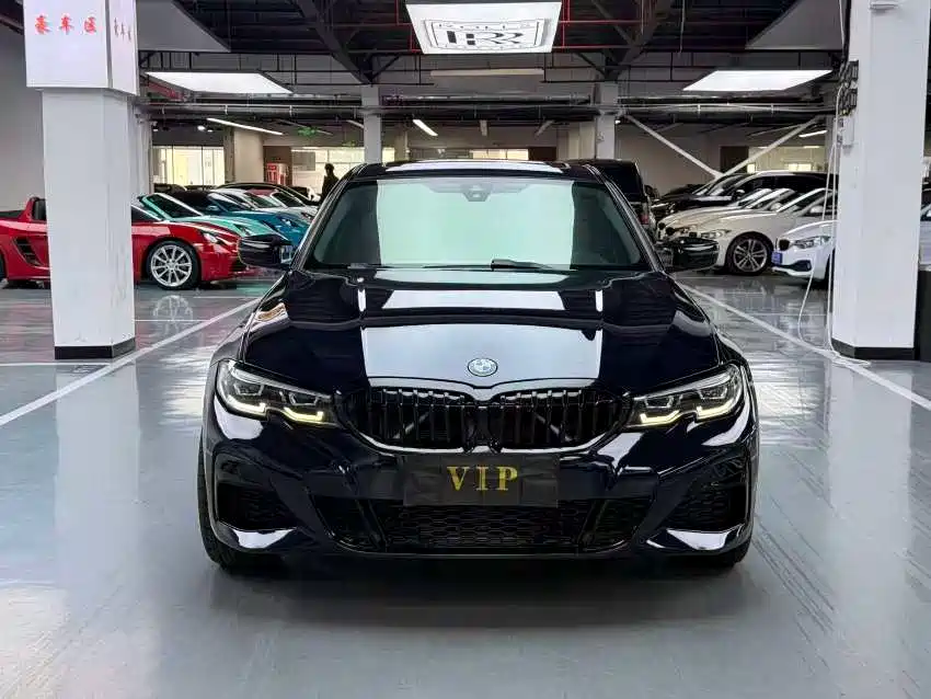 BMW 3 Series 2020 330i M Sport Blackout Package фото 2