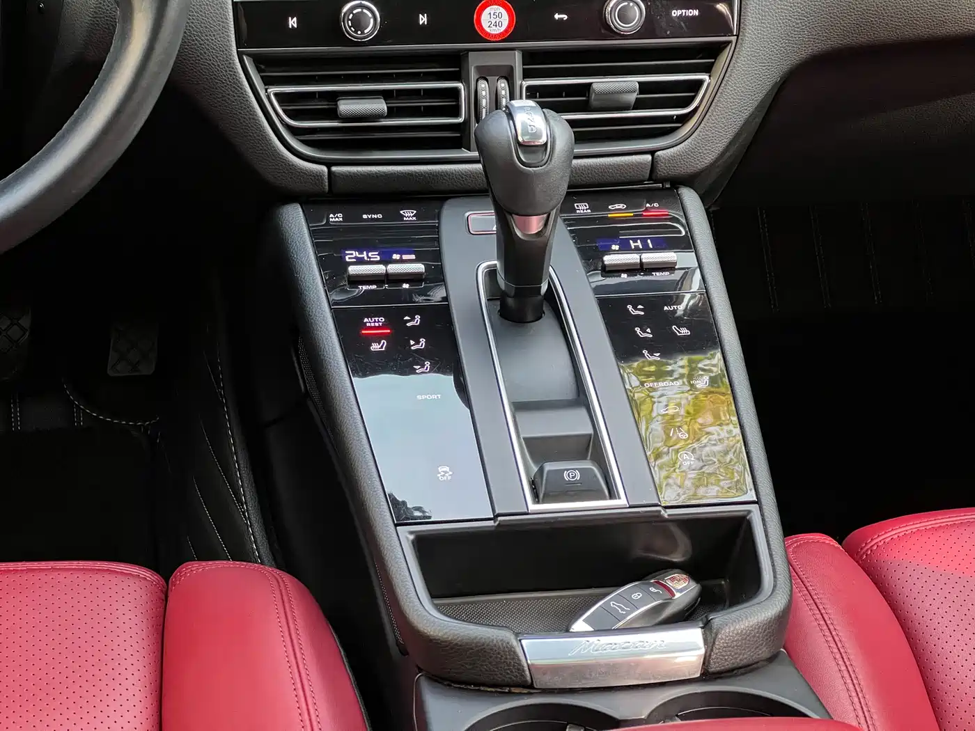 Porsche Macan 2022 Macan 2.0T фото 17