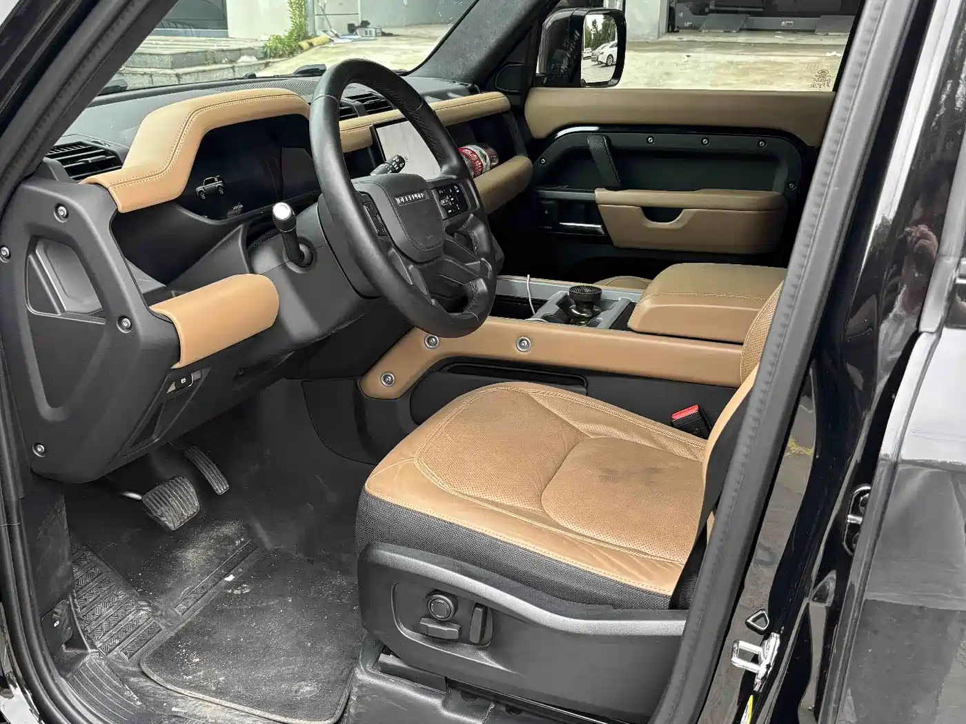 Land Rover Defender 2025 2025 110 3.0T P400 -Dynamic HSE