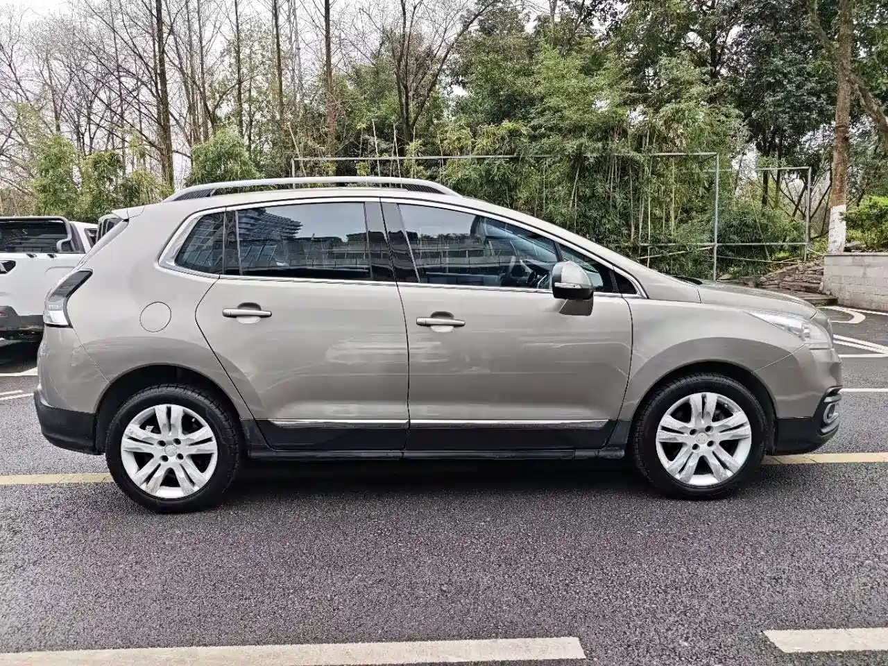 Peugeot 3008 2016 1.6THP Automatic Classic Edition фото 9